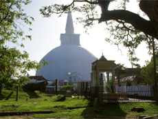 Ruwanweliseya stupa