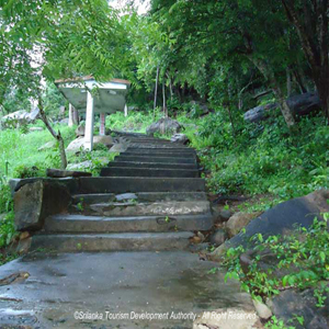 Habuthala Viharaya or Tharulengala Monastery